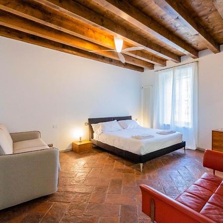 Casa Viola Apartment แบร์กาโม ภายนอก รูปภาพ