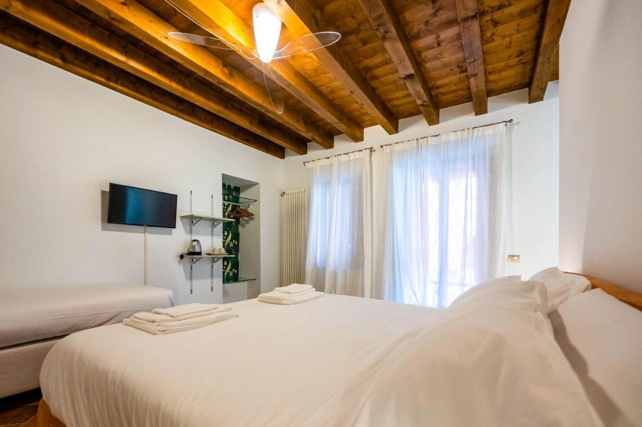 Casa Viola Apartment แบร์กาโม ภายนอก รูปภาพ